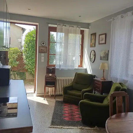 Chez Mary - Romance Chez Sir Guillaume